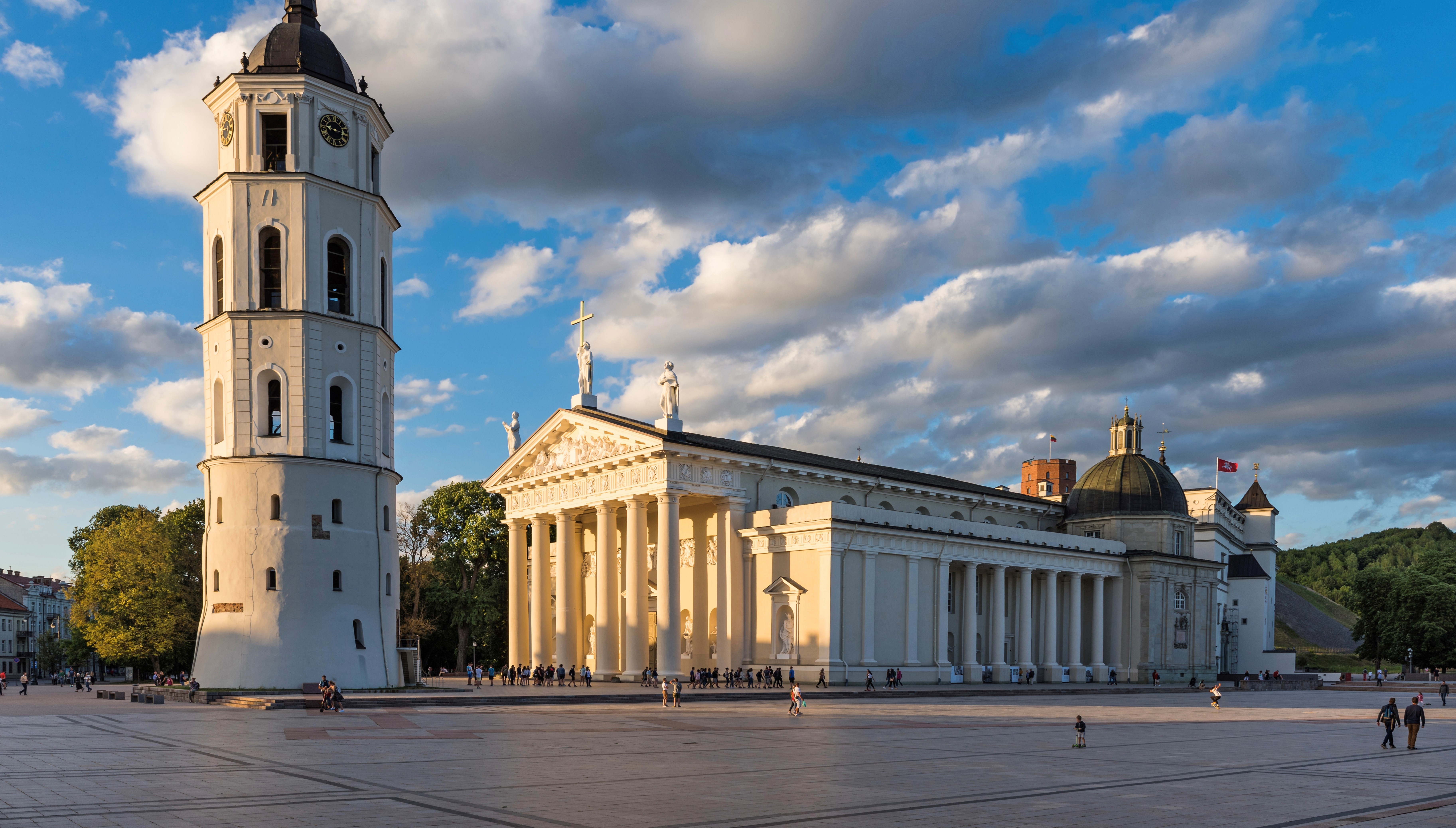The Cathedral Square in Vilnius at sunset