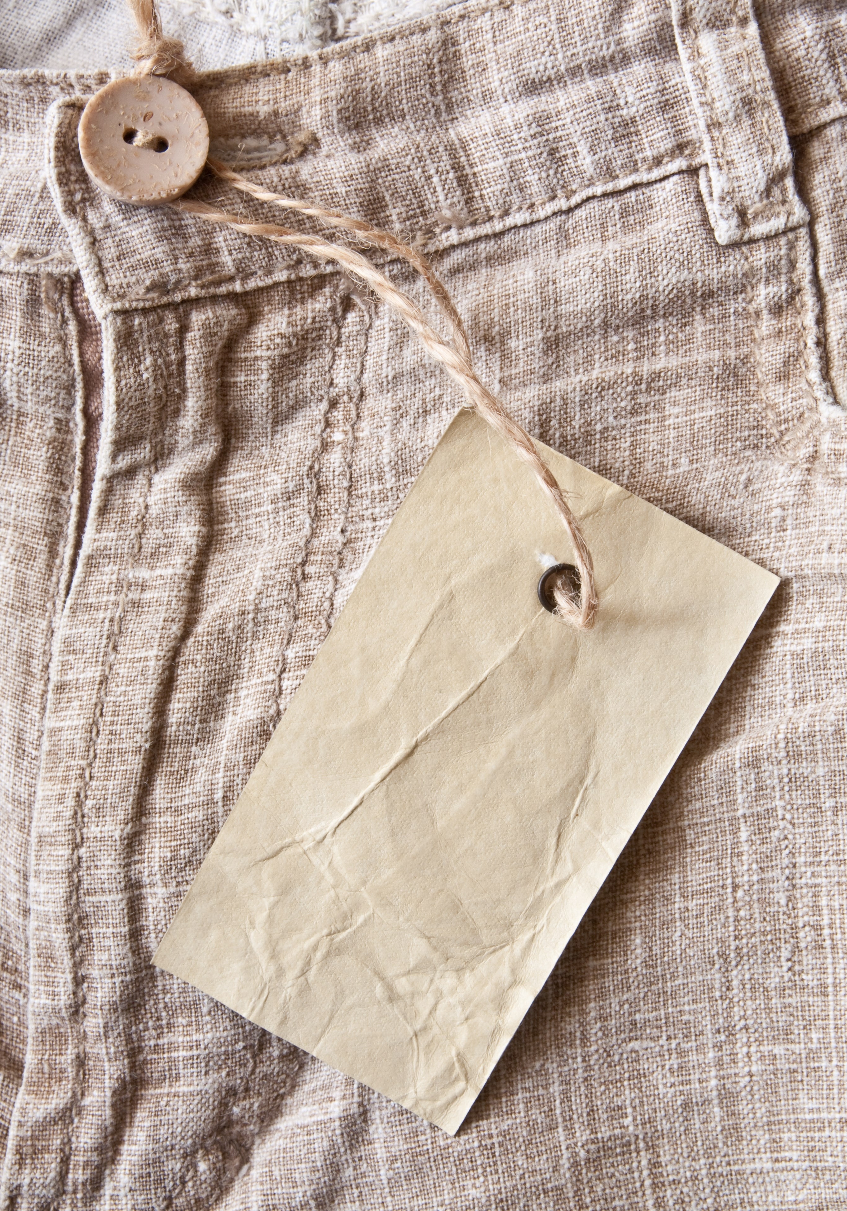 label on linen pants